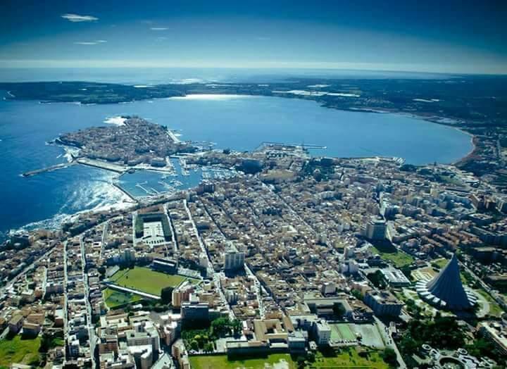 Caravaggio Siracusa 200 Metres From Ortigia Bed & Breakfast 3*