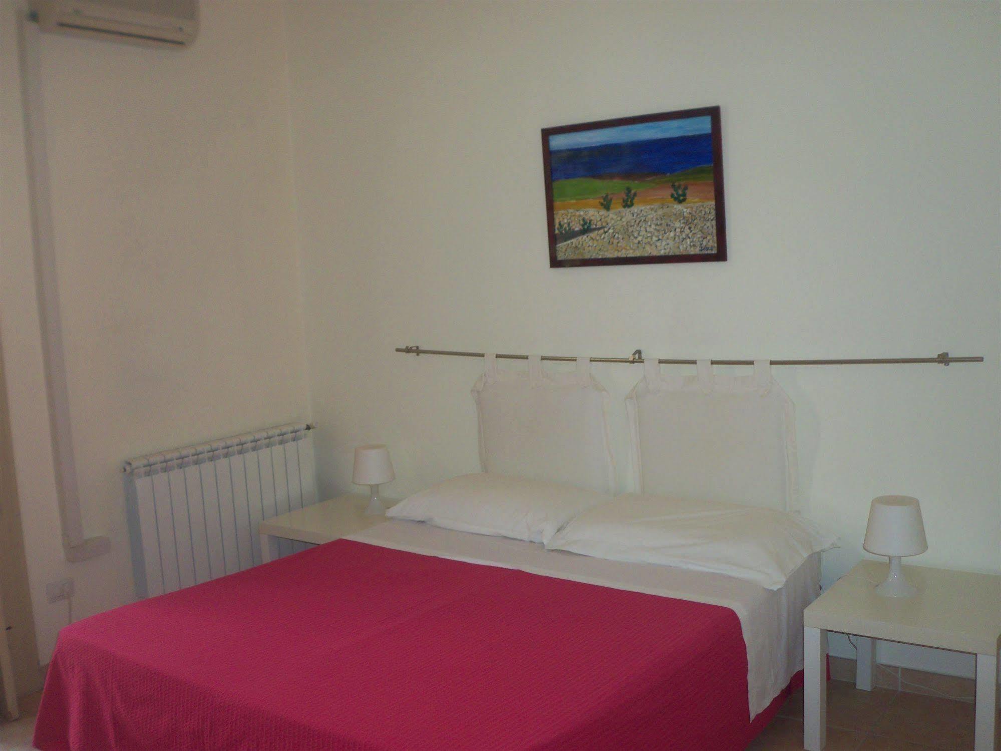 Bed & Breakfast Caravaggio Siracusa 200 Metres From Ortigia 3*
