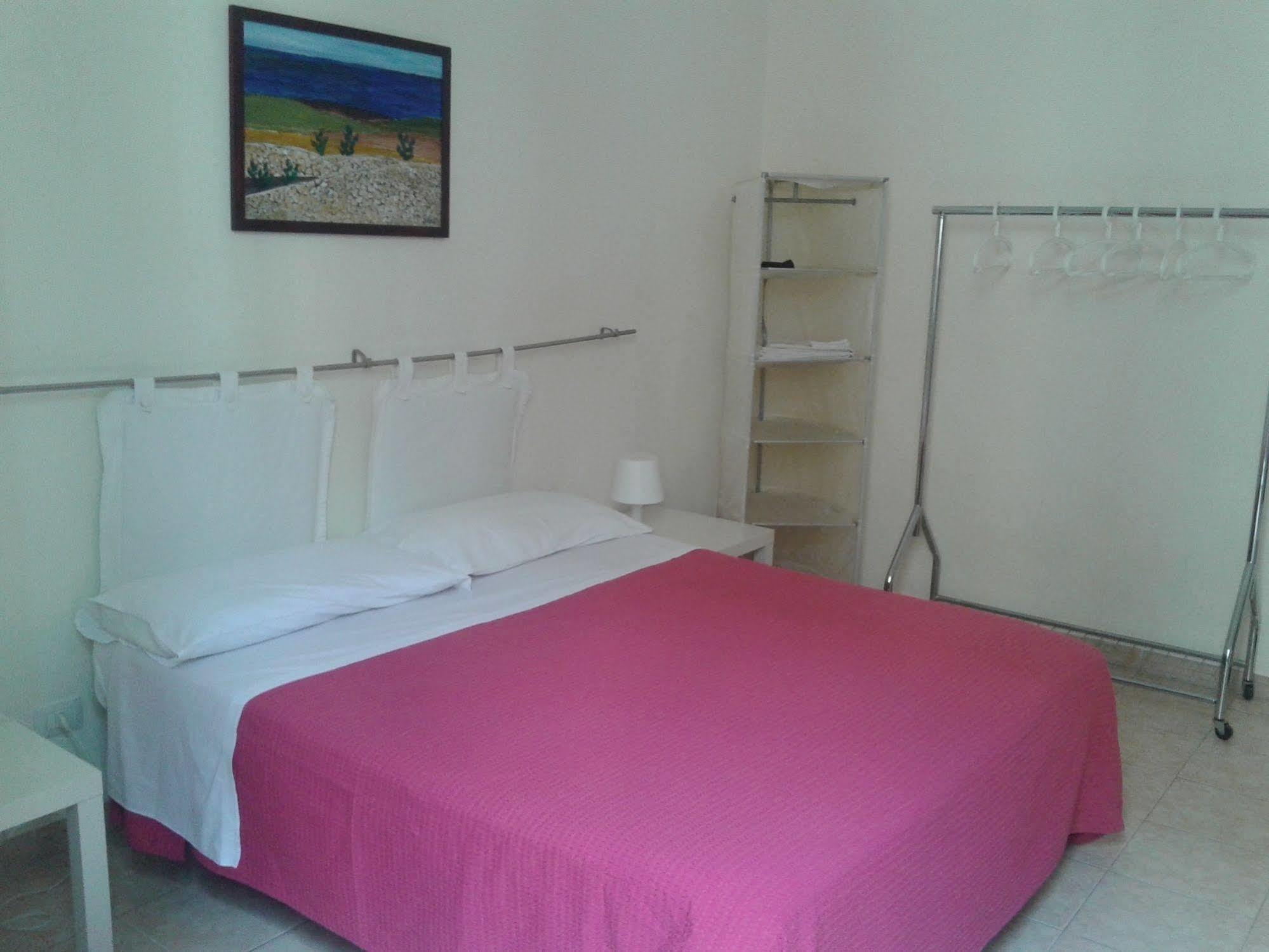 Caravaggio Siracusa 200 Metres From Ortigia Bed & Breakfast