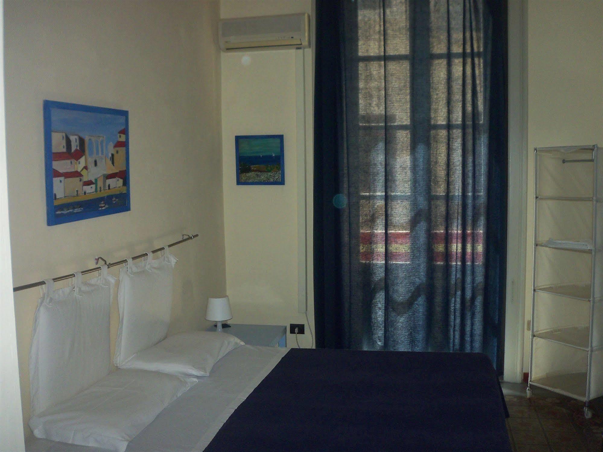 Caravaggio Siracusa 200 Metres From Ortigia Bed & Breakfast